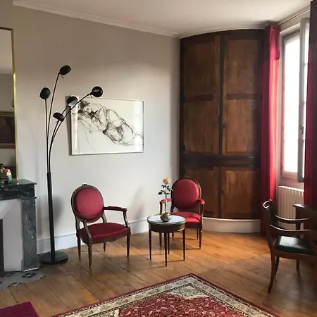 L'arche De 3* מוסאק