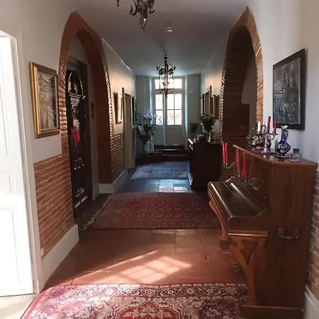 L'arche De מוסאק